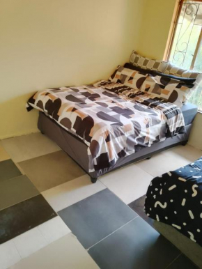 Kempton Park Lodge Esther Park